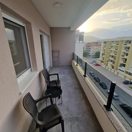 Meridies Apartment *